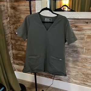 Figs cases scrub top-olive green grey